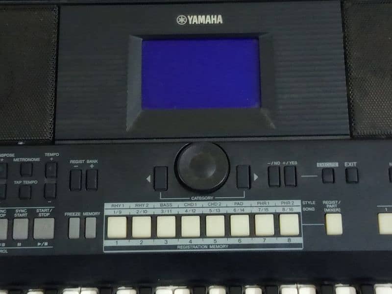 Yamaha s650 keyboard 10/9 1