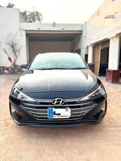 Hyundai Elantra 2023