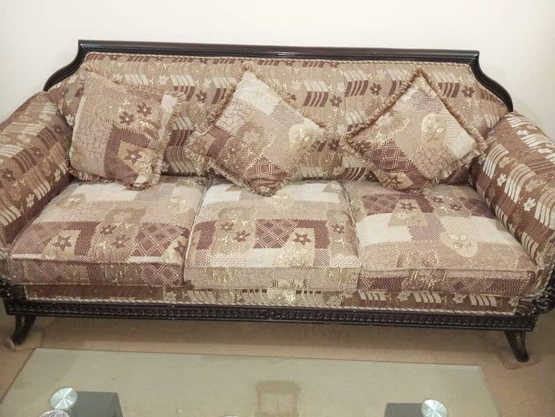 PREMIUM SOFA 0