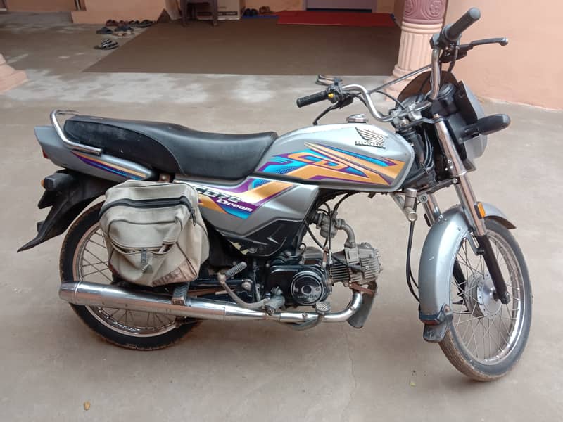 Honda CD 70 Dream 2021 3