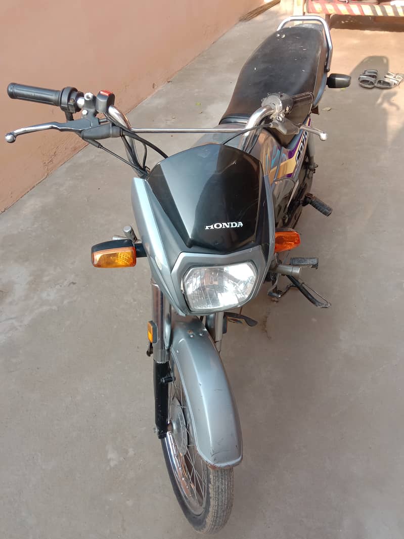 Honda CD 70 Dream 2021 4