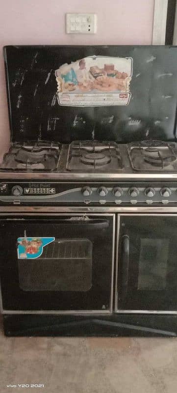 HOTPOINT oven and stove five stoves glass door not used 2