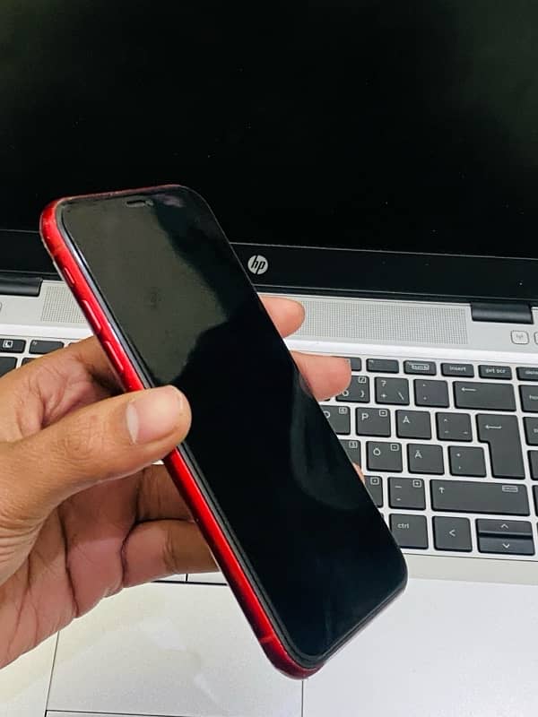 Iphone xr red addition 2