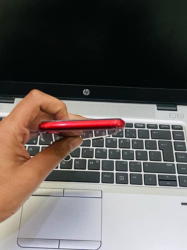 Iphone xr red addition 3