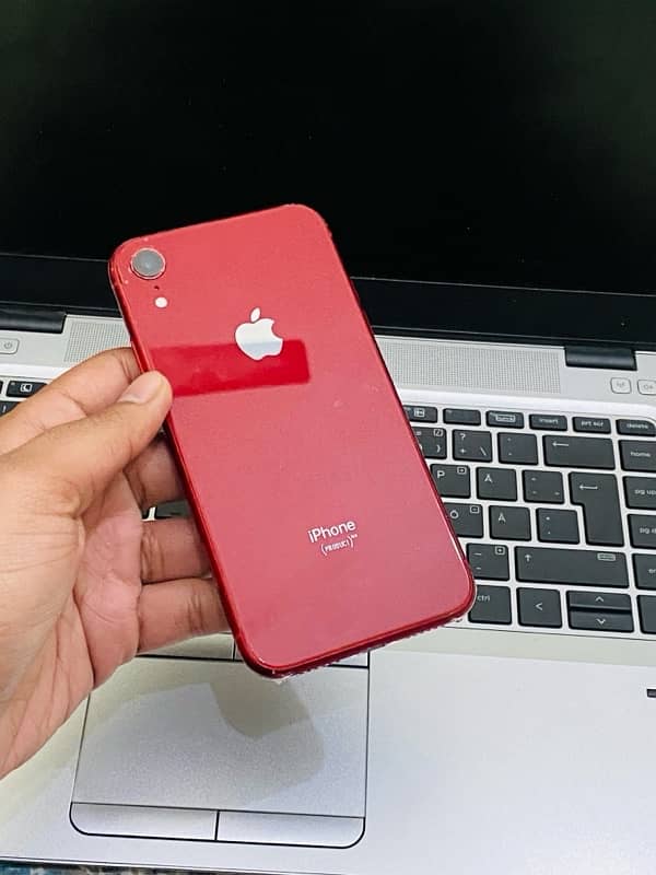 Iphone xr red addition 4