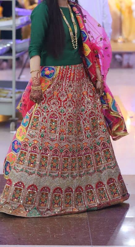 mehndi dress 0