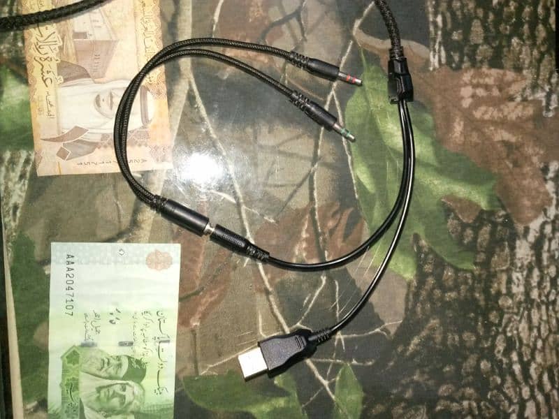 headphone 10 by 10 and PC laptop mobile attachment 3