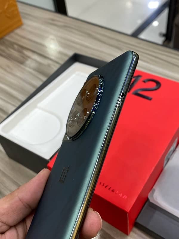 oneplus 12 offical pta 16/512 Brand new phone 5