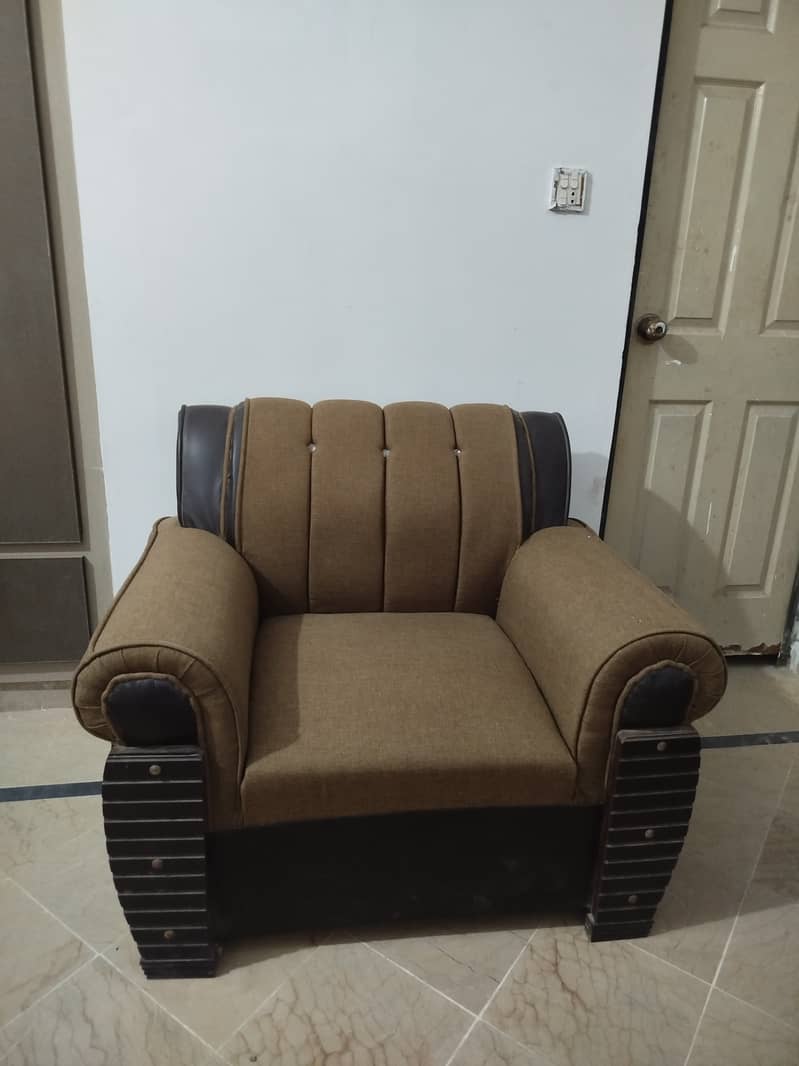 Self made sofa set is for sale 1