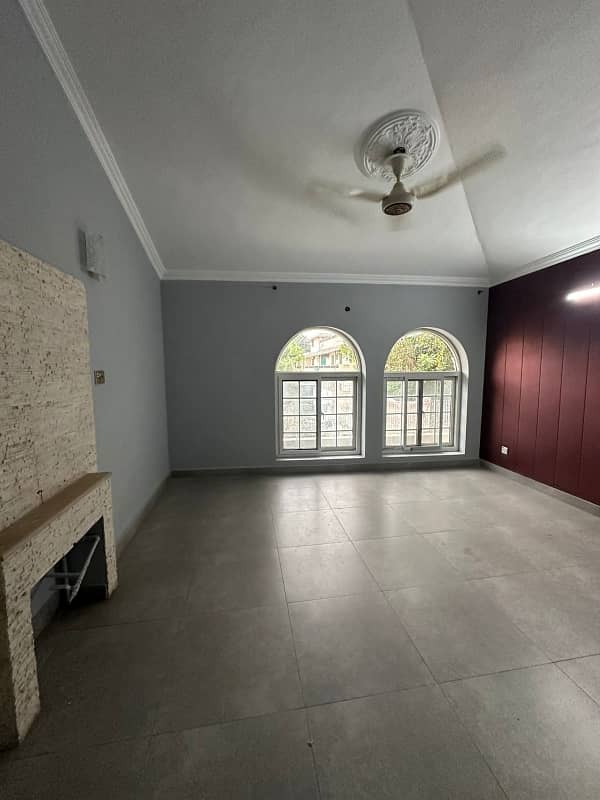 BEAUTIFUL HOUSE FOR RENT 2