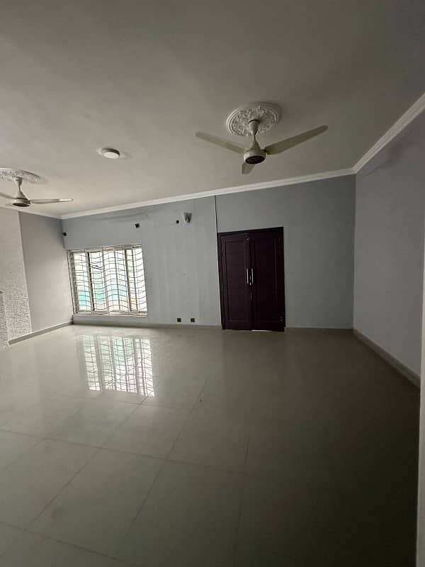 BEAUTIFUL HOUSE FOR RENT 26