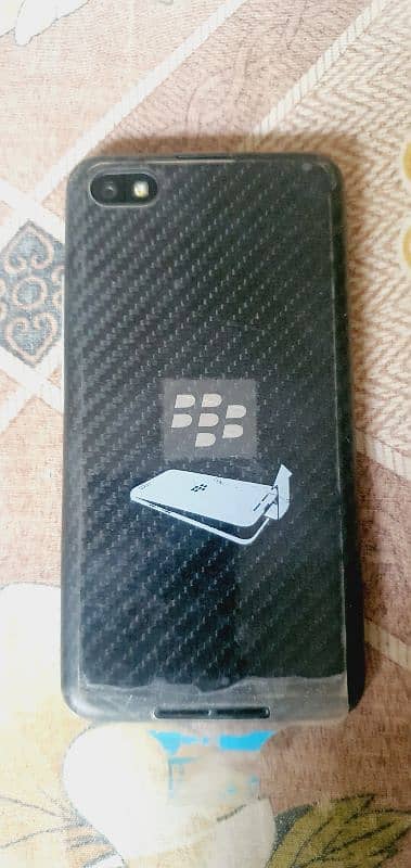 Blackberry z30 3