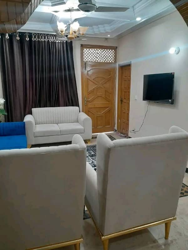 FULL FURNISHED RENOVATED 2