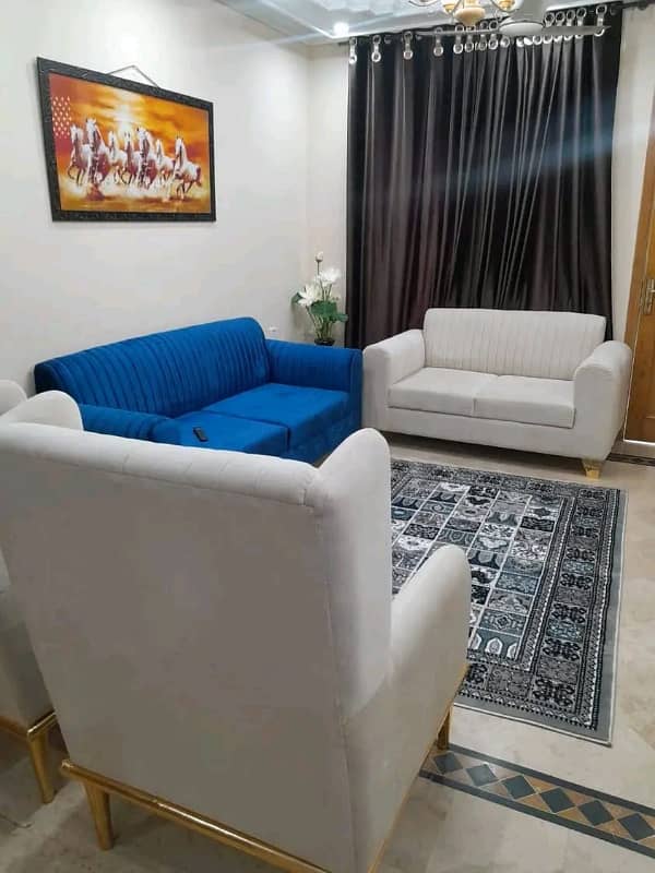 FULL FURNISHED RENOVATED 4