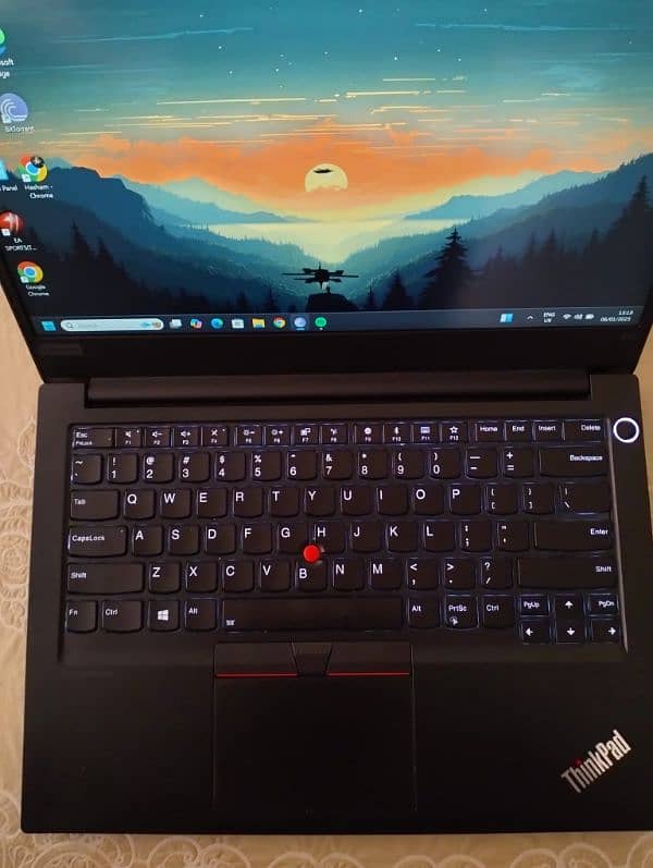 Lenovo thinkpad i5 10th gen 5