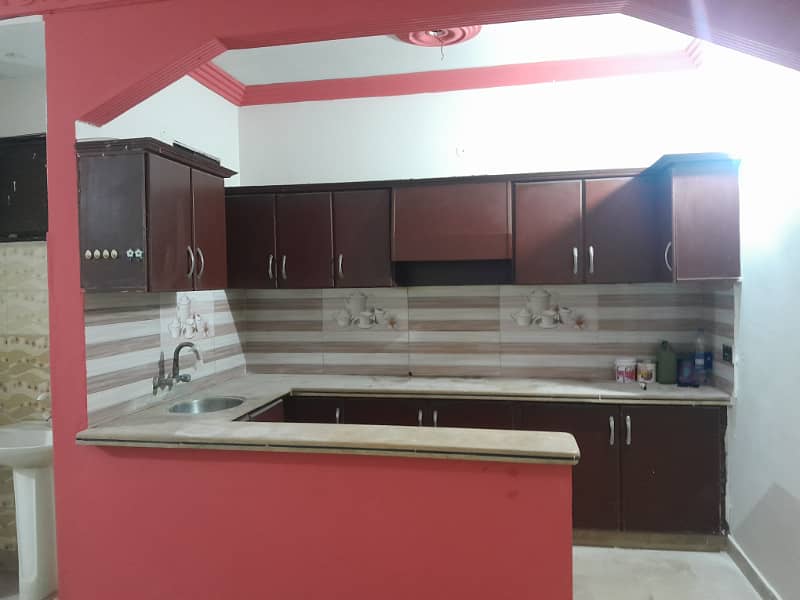 3 bed drawing dining portion for rent nazimabad 3 0