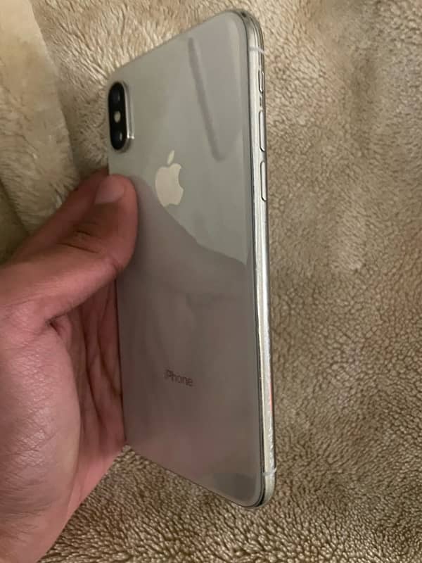 IPHONE X 64gb PTA APPROVED 1