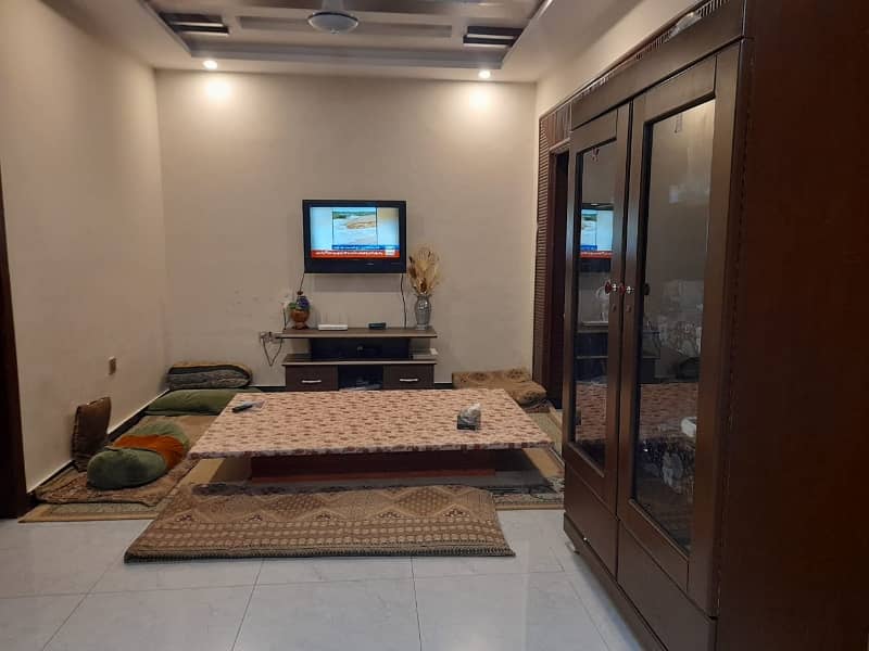 FURNISHED ROOM IS AVAILABLE FOR RENT 1