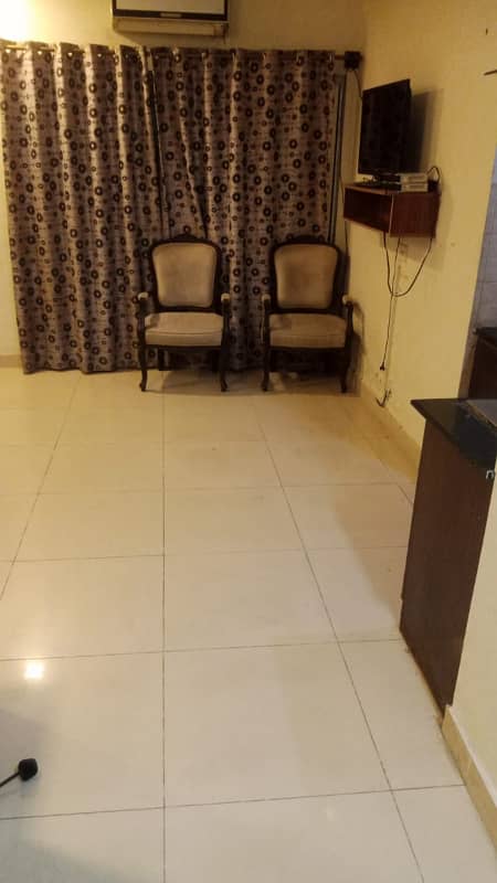 furnished studio apparment for rent in civic center 5