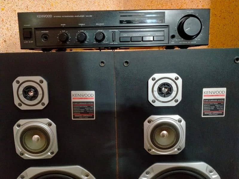 Amplifier with 3 Way Speaker System KENWOOD 1