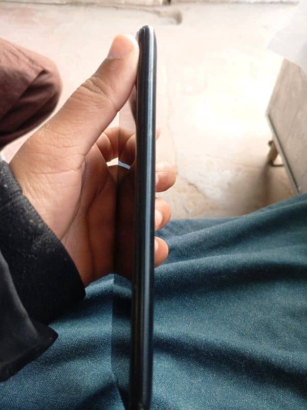 Itel vision2s in used condition in 2/32 GB without box 4