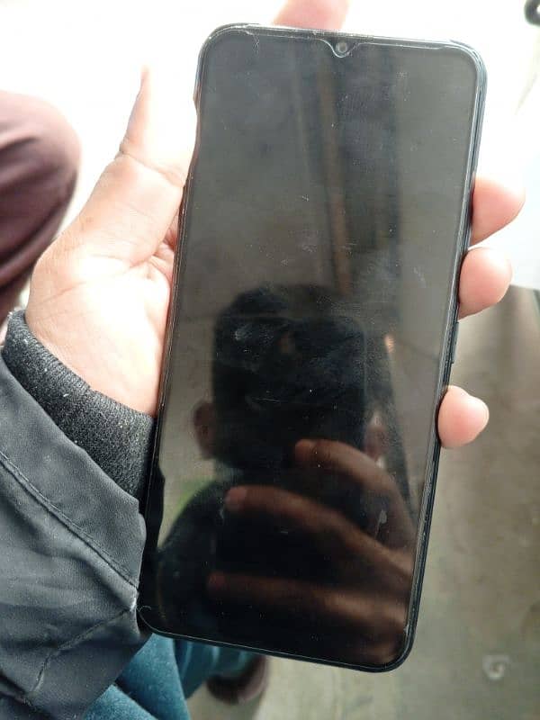 Itel vision2s in used condition in 2/32 GB without box 8