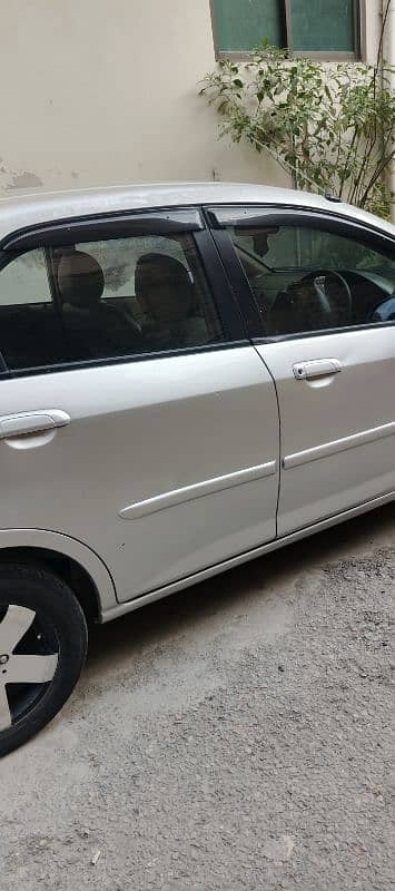 Honda City IDSI 2004 4