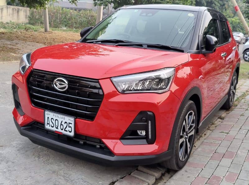 100% Genuine  Daihatsu Rocky 2021 / 2024 Lahore Registered 1