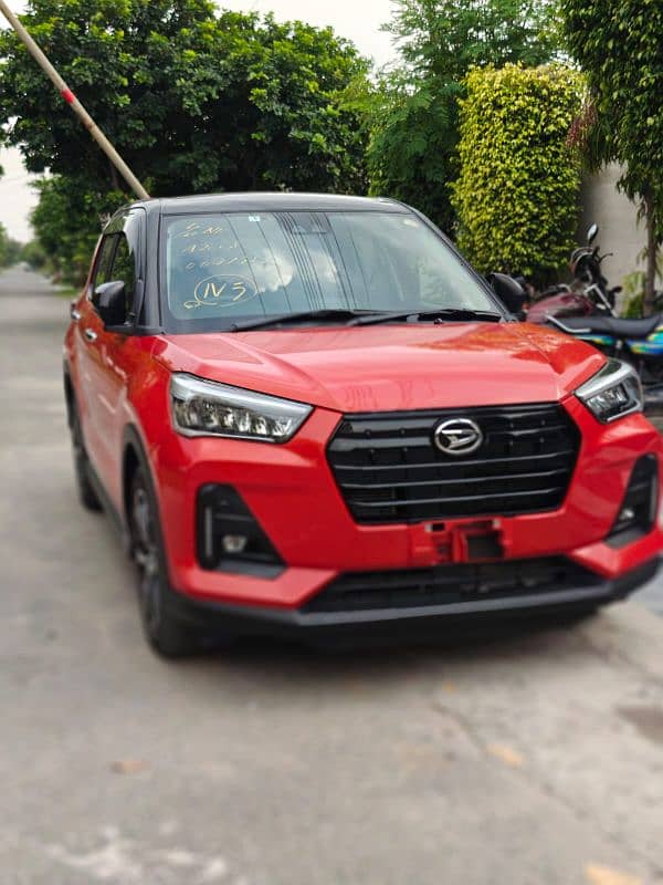 100% Genuine  Daihatsu Rocky 2021 / 2024 Lahore Registered 10