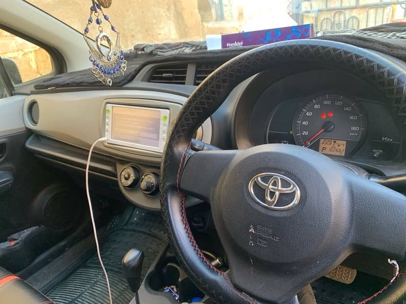 Toyota Vitz 2015 12