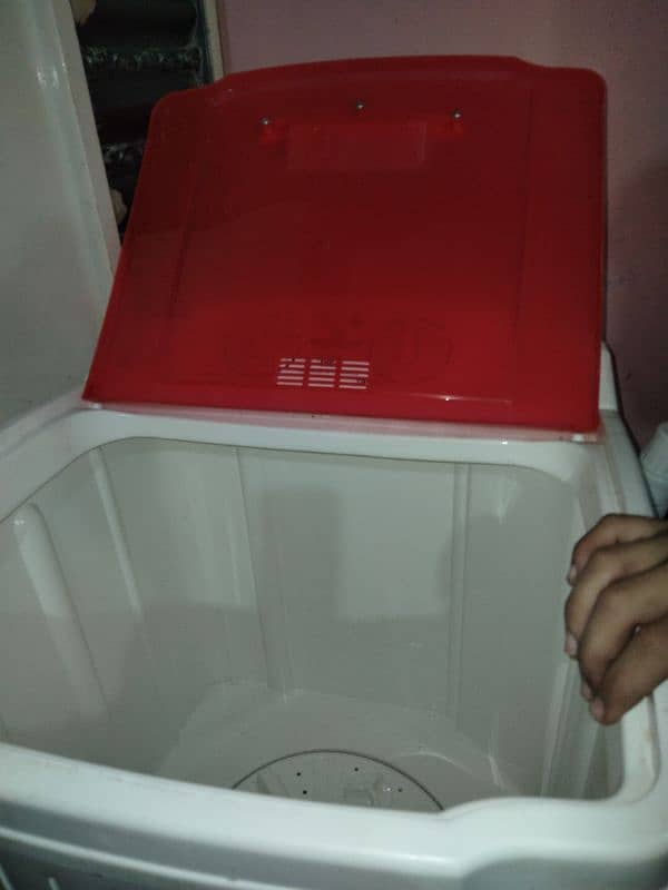 WASHING MACHINE OF NATIONAL COMPANY 6