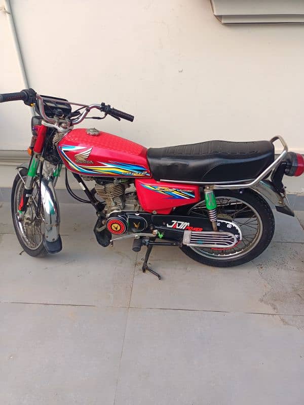 Honda 125 17B model lush condition 4