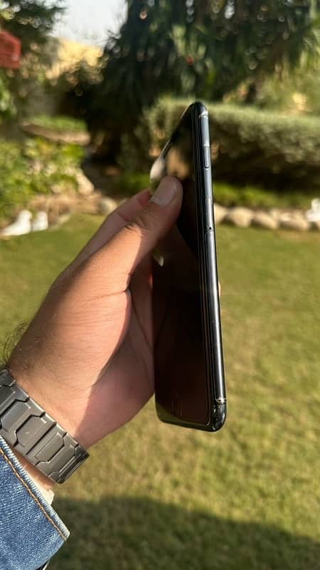 iphone 7plus pta approved 5