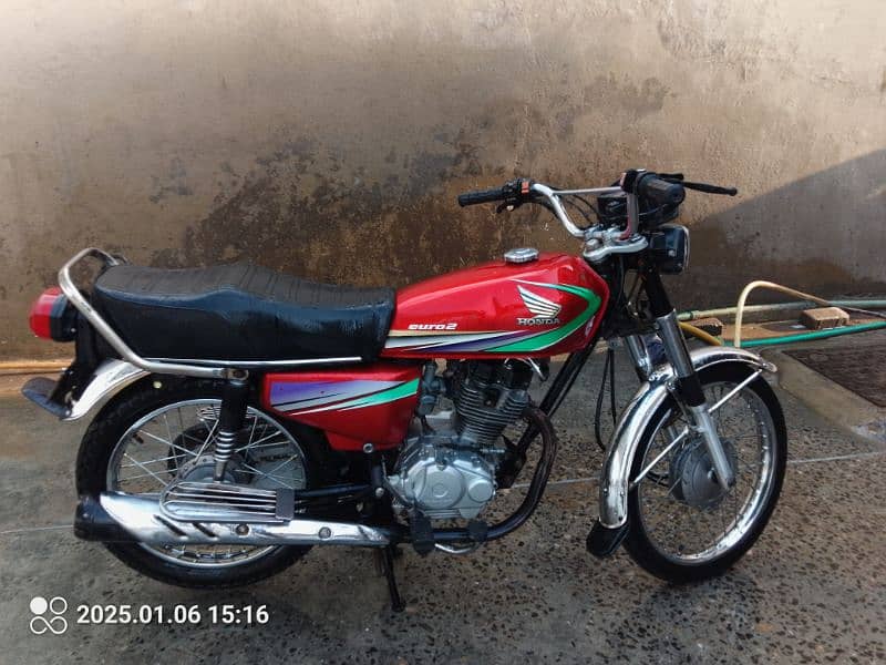 Honda 125 model 2013 islamabd number 3