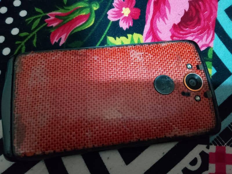 Motorola Droid Turbo 2