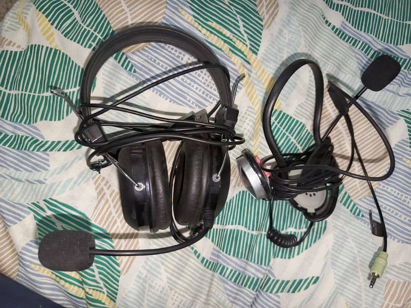 A4Tech Original headphones (2x) 0