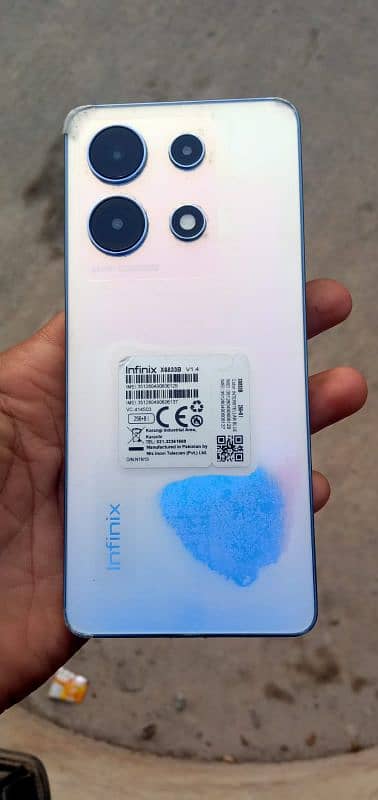 Infinix note 30 10by10 box +charger Ram 8+5 memory 128 4