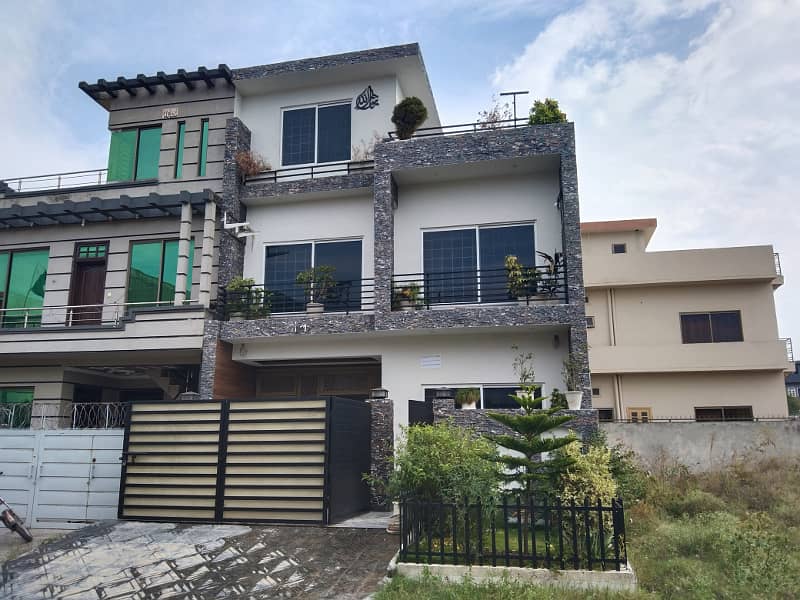 4 Marla Luxury Designer House Available For Sale In D-12 6