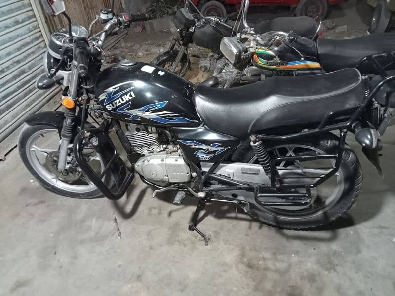 Suzuki 150 SE 5