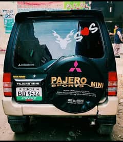 Mitsubishi Pajero Mini 2009