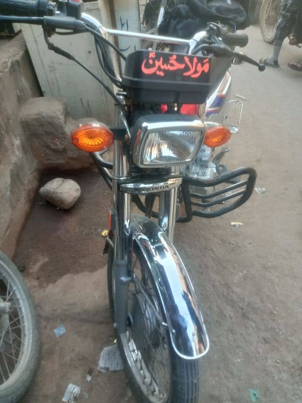 Honda 125 self start genuine condition 4