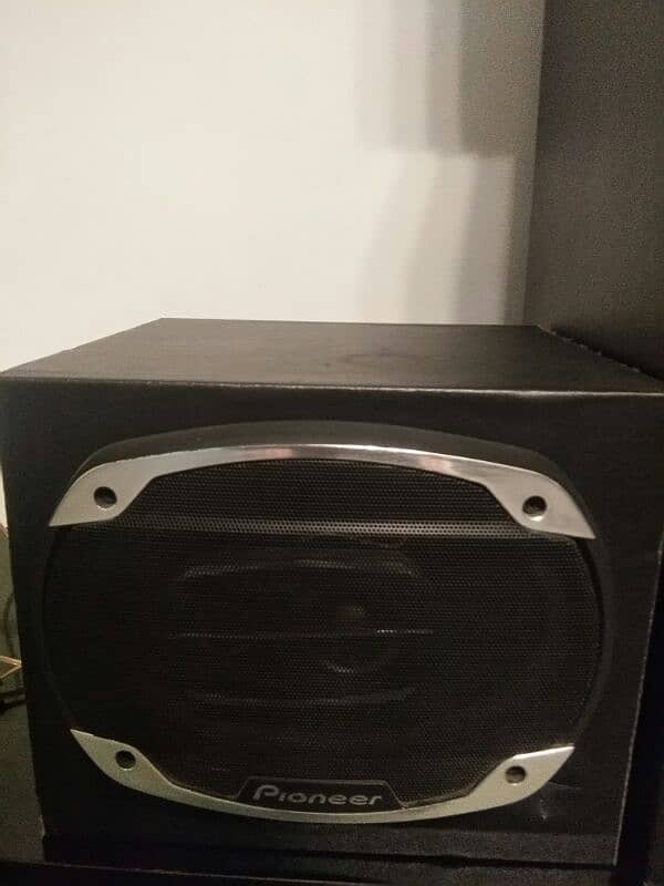 Stereo Sound System 4