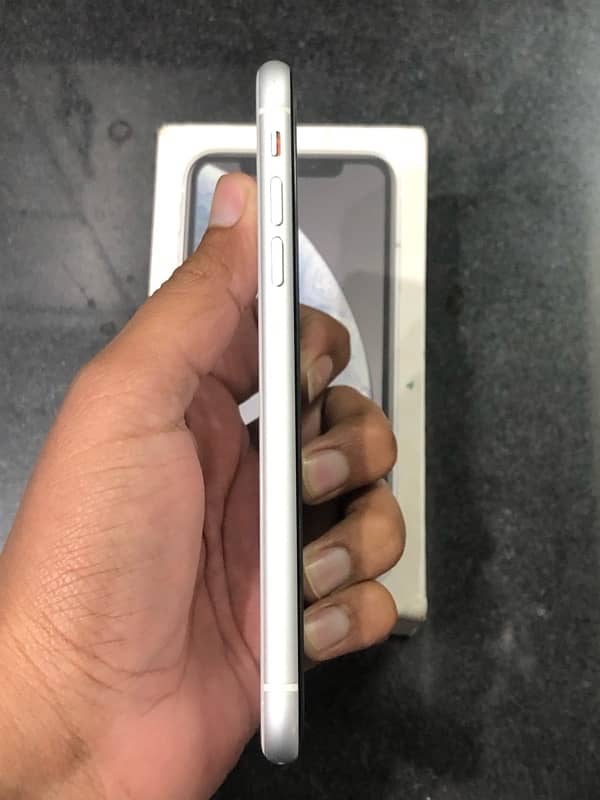 iPhone XR 256GB Dual PTA Approved O3216O25O47 5