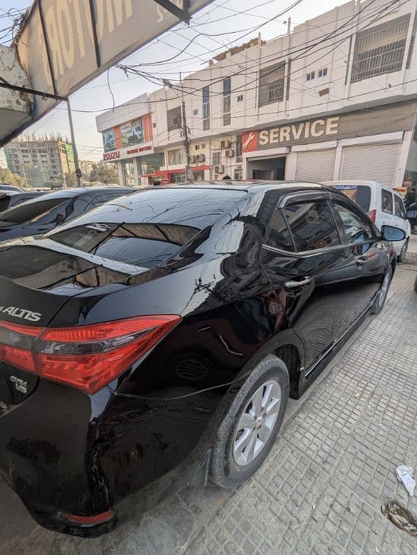 Toyota Altis Grande 2015 4