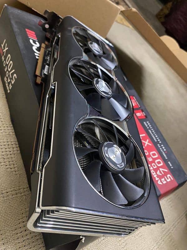 RX 5700 XT 8GB IN GOOD CONDITION 2