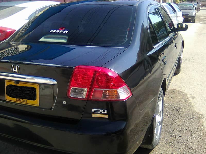 HONDA CIVIC EXi 2004 PROSMATIC BLACK AUTOMATIC BEHTREEN CONDITION 7