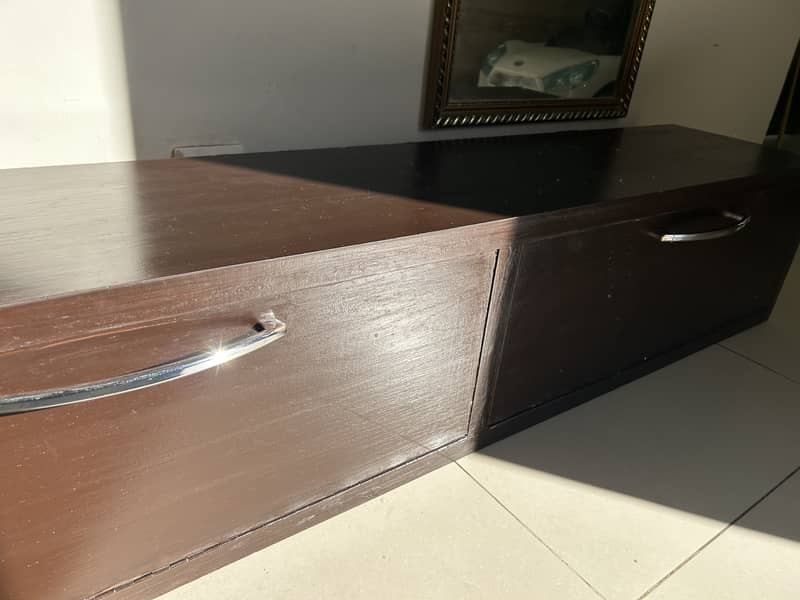 Tv console 0