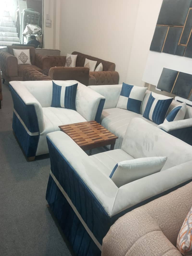 Luxury Sofa  /Three Seater sofa set/sofa bed/ Wooden Sofa 3