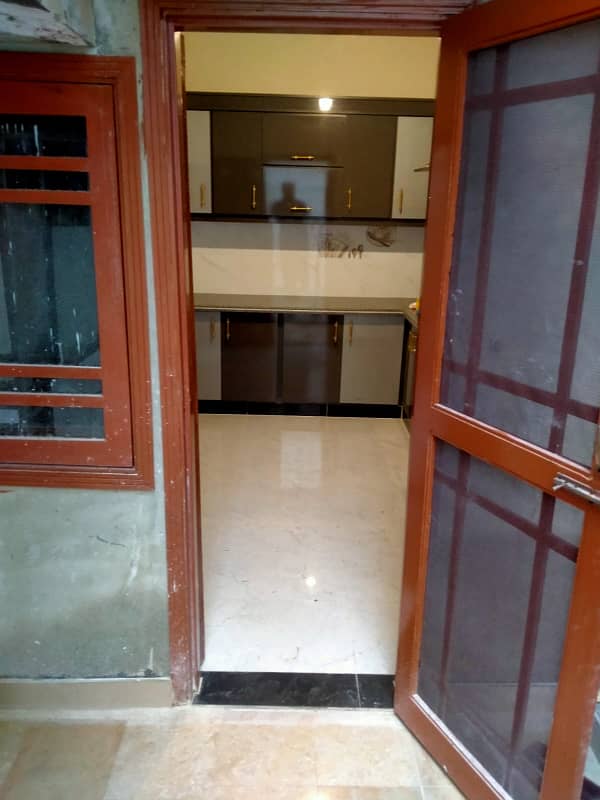 220 yards newly renovated house independent on rent one unit ground + one in Gulshan block 3 , 41