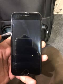 Iphone 7 32 gb pta aprroved good condition